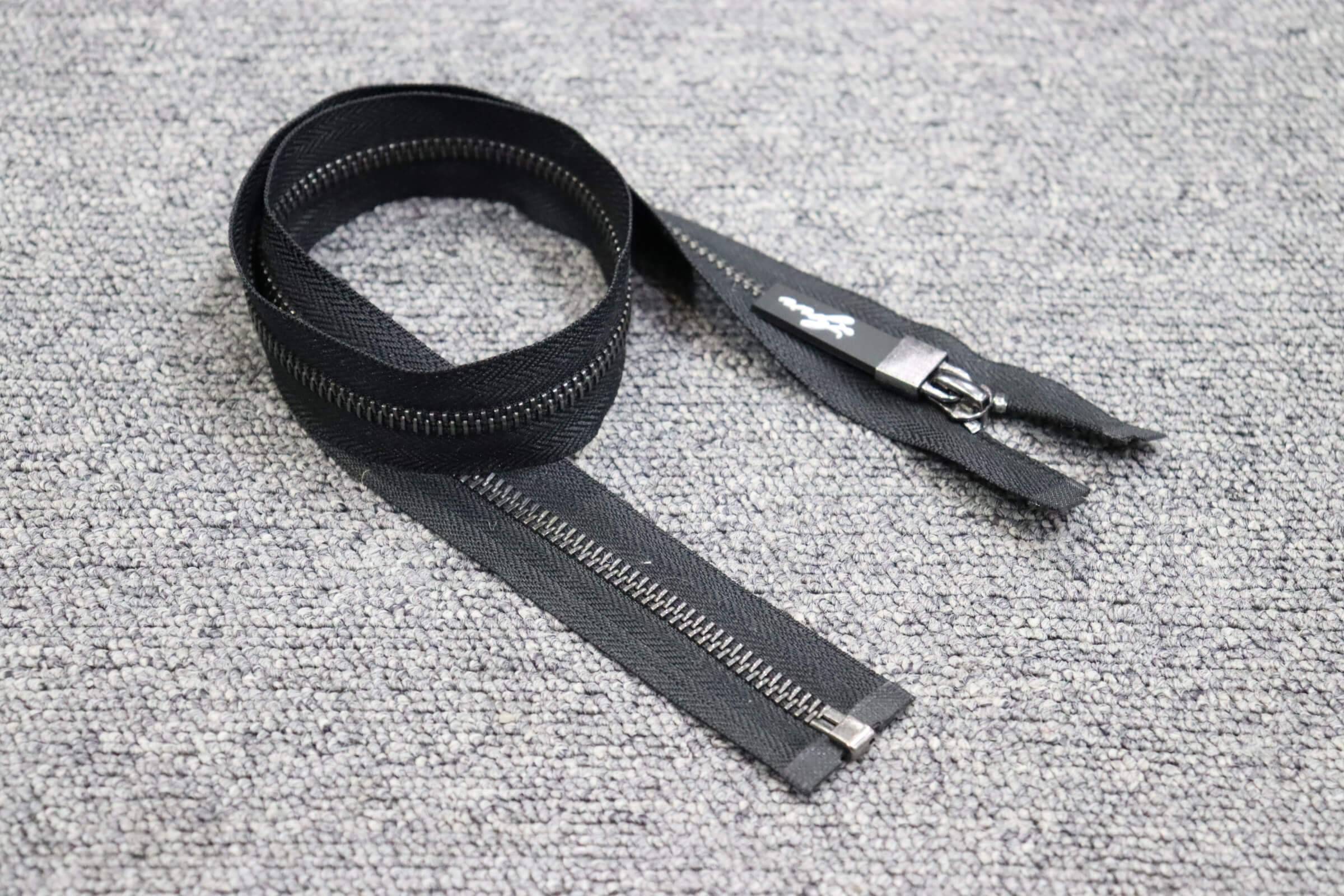 4UZIP #5 Metal Open-End Zipper