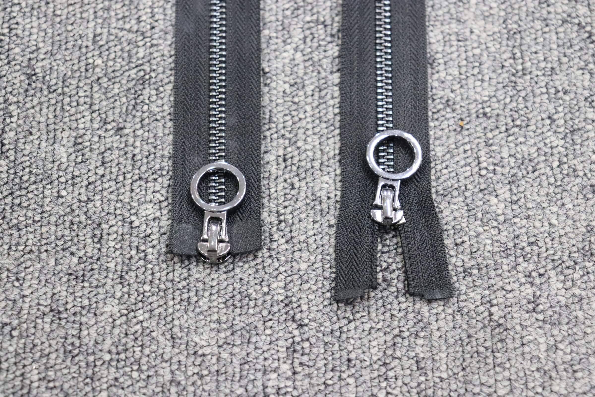 4UZIP #5 Metal Two-Way Separating Zipper