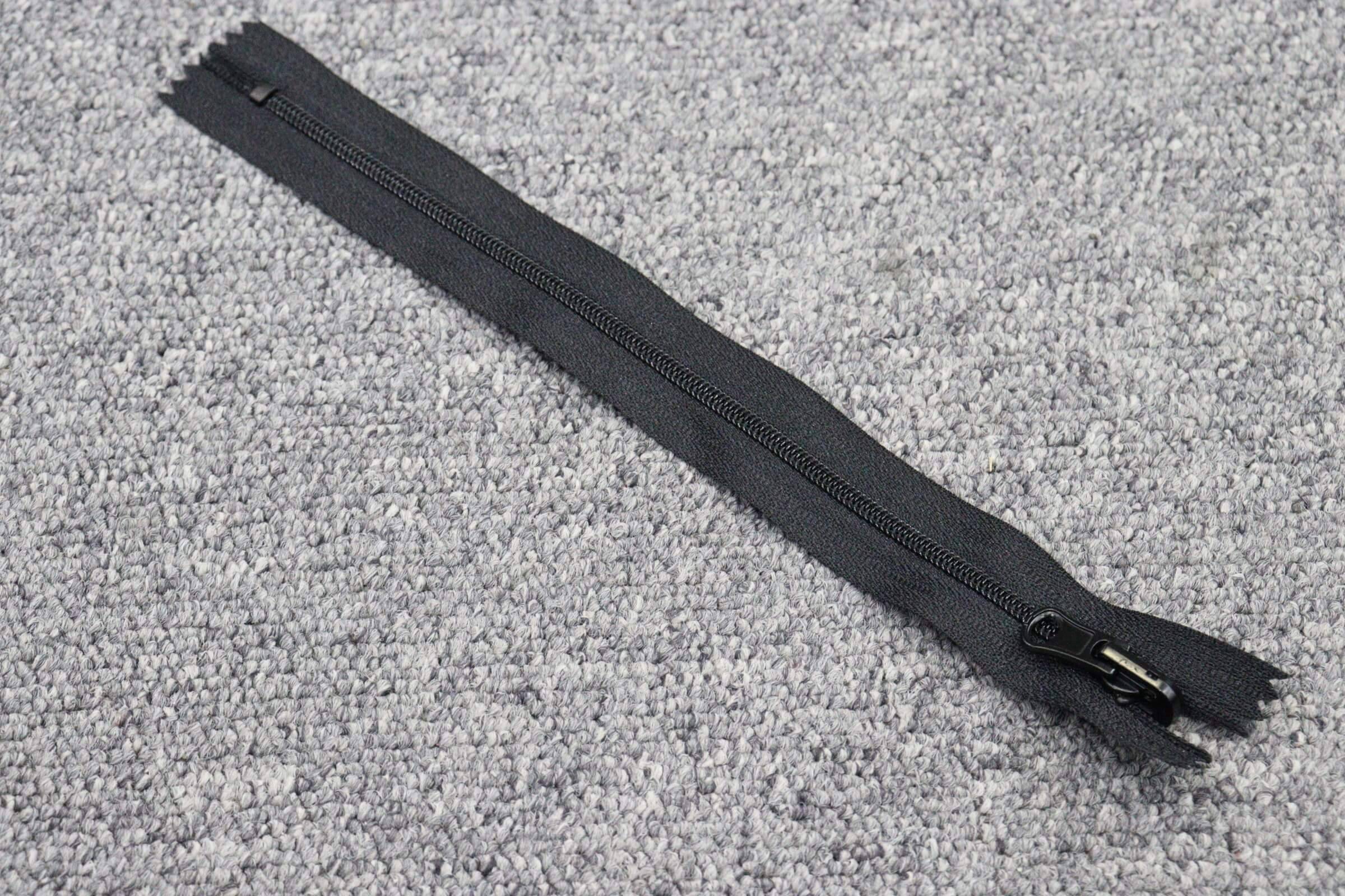 4UZIP #5 Nylon Closed-End Zipper